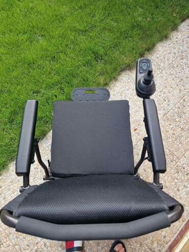 Wheelchairs: Invalidska kolica Nova, nekoriscena kolica, sama se sklapaju i — 4
