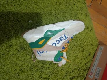 bele duboke patike: 37 — 7