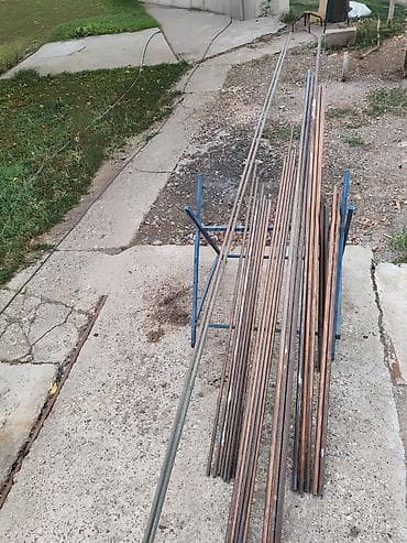 stari i stilski namestaj: -Fi 15x1mm ukupna dužina 19m, 12 komada od 1,3m do 2,05m -Fi — 2