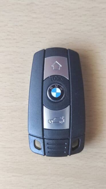 Auto delovi: Kompletan kljuc za BMW 868mhz 3 dugmeta NOVO! Kljuc za BMW vozila — 4