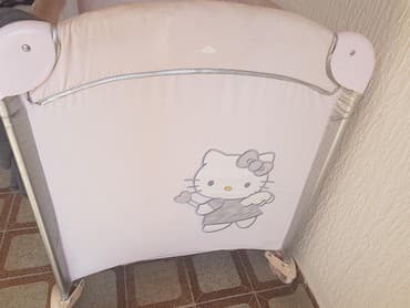deciji krevetac na tockice 3500 rsd: Hello kitti dubak a moze i kao krevetac dobar je za putovanje ima i — 2