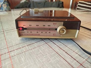 sporet na prodaju: TV transkonvertor EI – UHF/VHF Nepoznato stanje. Displej  tj lampica — 5