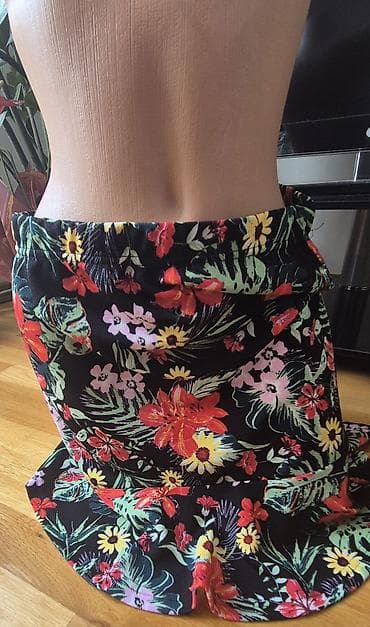 Dukserice: Ženska suknja BLIND DATE Casual – L - Kroj: peplum/volan na donjem — 1