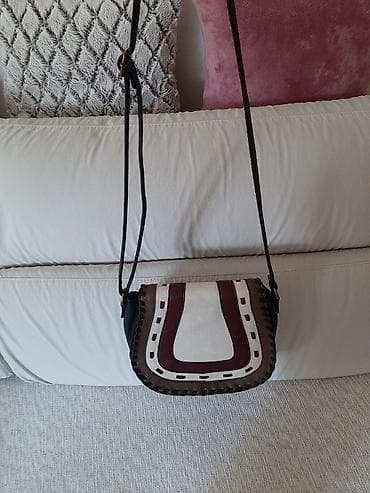 Upaljači i prateća oprema: Torbica brenda Atmosphere, kupljena u Drezdenu. Nosena svega 2 puta — 5