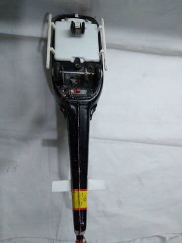 gramofonske ploce beograd: Limeni helikopter T.N Japan, 36,5 cm. napajanje 2 x 1,5 baterija — 5