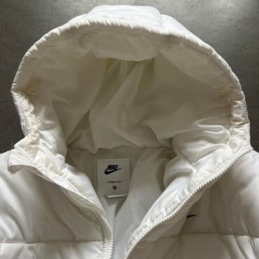 Fur coats: Nike, M, Single-colored, With lining — 4