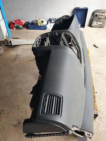 kisobran za soferku: INSTRUMENT TABLA ZA VOLKSWAGEN GOLF 5 | U ponudi sve vrste polovnih — 4