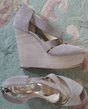 puma papuce sa platformom: Sandals, Michael Kors, 38.5 — 5