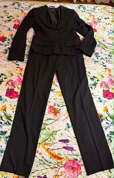 kompleti pantalone i sako: Kao ocuvan komplet sako i pantalone, kao nov, od gospodje sudije koja — 1