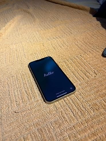 📱✨ iPhone 13 • 128GB • Bela boja ✅ Odlično stanje – nošen sa zaštitom na lalafo.rs 📱✨ iPhone 13 • 128GB • Bela boja ✅ Odlično stanje – nošen sa zaštitom
