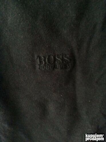 Socks & Underwear: Original Hugo Boss majica L 100% cotton Ramena 49cm, duzina 75cm — 5