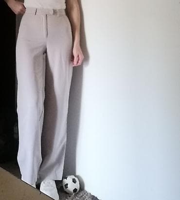 pepe jeans patike: Nosene bershka mom dzins dvoje xxs i pantalone stradivarius xxs — 4