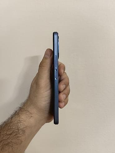 polovni iphone 12: Honor X6 dual sim otključan za sve mreže, sa 4/64 gb memorije. Dobro — 2