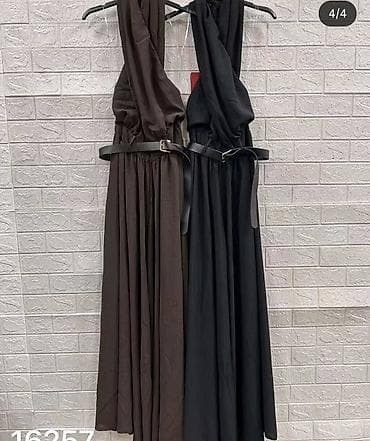 off white boja: Kombinezon sa kaisem ukrsta se oko vrata. Zanimljiv komad — 3