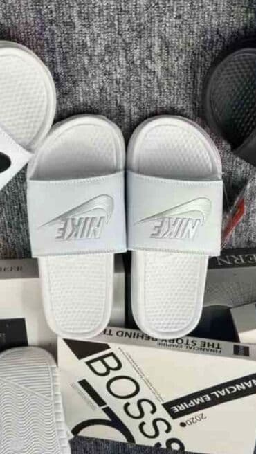 opposite papuce sa krznom: Beach slippers, Nike, 45 — 2