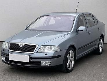 organizator za auto sediste: ŠKODA OCTAVIA II 2.0TDI - KOMPLETAN AUTO U DELOVIMA | Kompletan — 1
