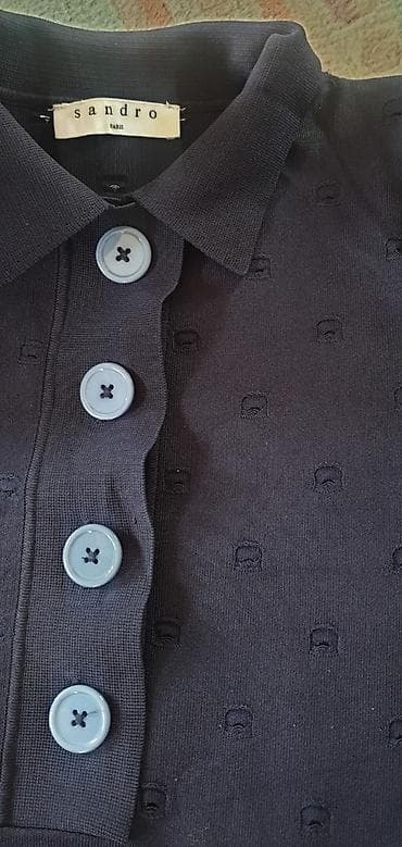SANDRO Paris polo knit haljina. Teget boje, polo model sa kragnicom i