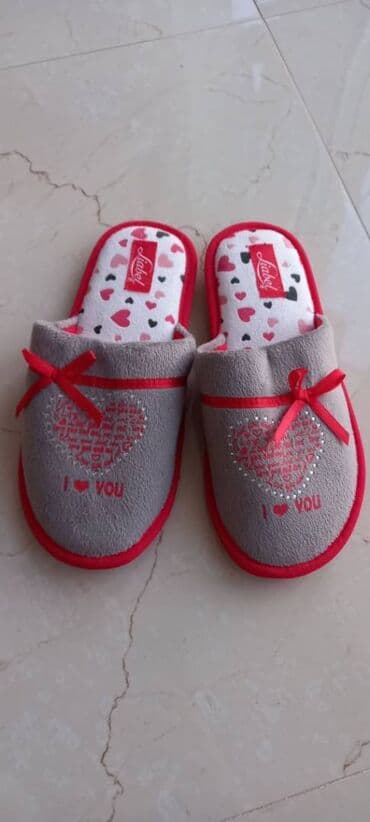 ženske čizme za zimu: Indoor slippers, 38 — 1