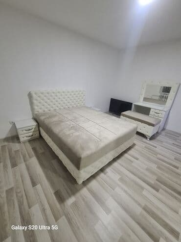 forma ideale spavace sobe: Komplet spavaca soba 👉Francuski Hill 👉Dva nocna ormarica 👉Sminkeraj — 1