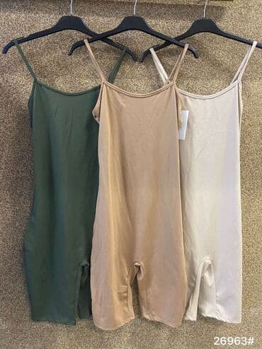 mona kombinezoni: Kombinezon: 2000 dinara — 2