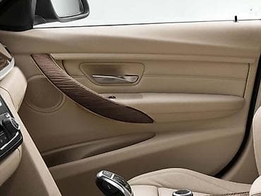 TAPACIR VRATA ZA BMW 320 OD 2011. DO 2019. GOD na lalafo.rs TAPACIR VRATA ZA BMW 320 OD 2011. DO 2019. GOD