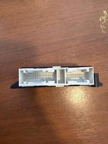 vaz auto: MODUL ZA PARKING SENZORE ZA VOLKSWAGEN GOLF 7 - 5Q0919294E | — 3