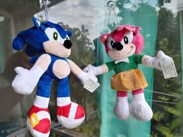 igračke sonic: 1kom po izboru 950din 5kom (razlicitih) 3000din Plišana Sonic druzina — 8