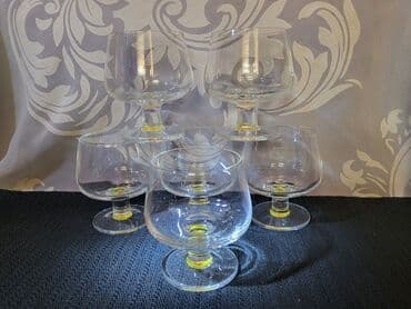 case za zestoko pice: Case nove kristal za zestoko pice Zagreb iz 70ih. Case,sve na njima — 2