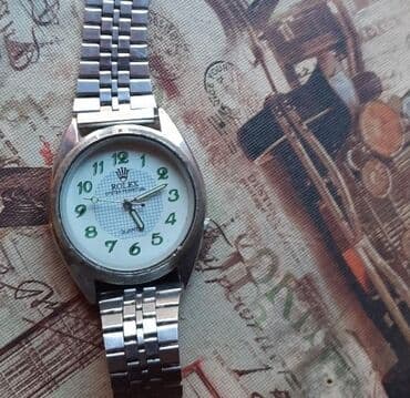 Rolex sat
Jako star model