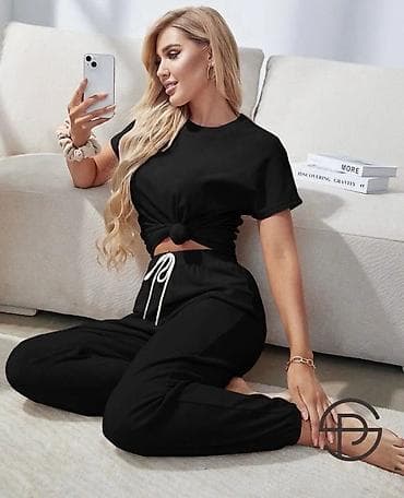 Gornji i donji deo: Ženski komplet – majica i donji deo trenerke - Dvoddelni set od — 4