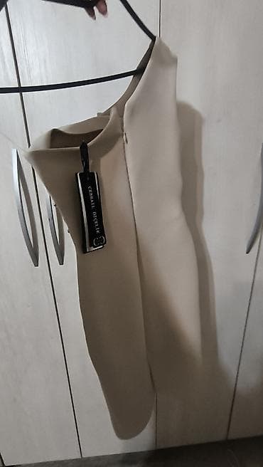 Haljine: Elegantna bež koktel/večernja haljina – brend CERRAL ÖZÇELIK - Kroj — 2