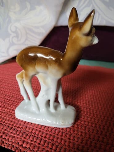 velike svece: Figura nova nemacka foreign 70,80te. Porcelanska figura,sve na njoj — 10
