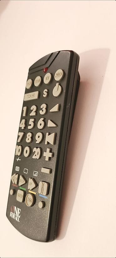 univerzalni daljinski za tv: ▪︎ Univerzalni daljinski upravljač One For All 4 "Big Easy" — 2