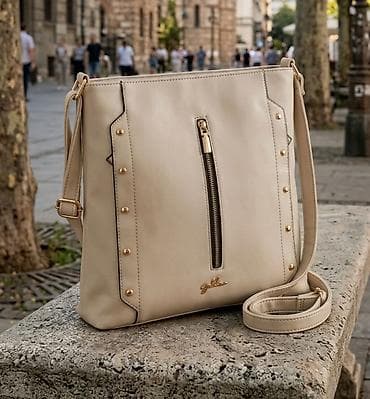furla torbe srbija: Elegantna ženska torba preko ramena u bež boji. - Materijal: glatka — 1