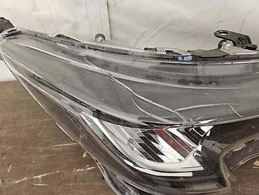 zvezdano nebo auto cena: FAR ZA TOYOTA COROLLA OD 2018. DO 2022. GOD. - 8110-02S60 — 3