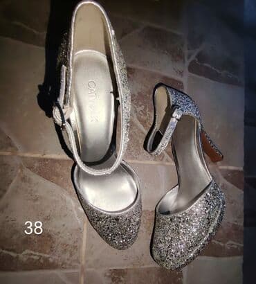 srebrne cipele: Sandals, Catwalk, 38 — 1
