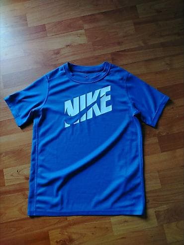 majice fred perry: NIKE Dri Fit Muška Majica 
Veličina S
Stanje 10/10 Extra Majica — 1