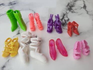 velicine garderobe za bebe: 8 pari cipelica za lutke ili barbike — 2