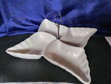metalac staklene posude: Porcelanski nov etazer. Etazer za na sto. Visina sa — 6
