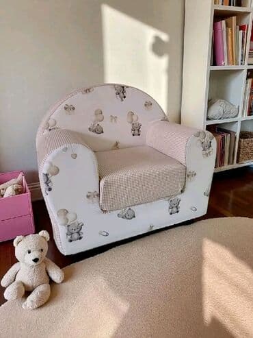 Desks and tables: Dečije fotelje – udobne, lagane i šarmantne, idealne za sobu mališana — 2