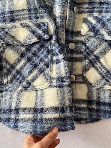 zara bluze i majice: ZARA ženska kratka jakna/šaket od meke brušene tkanine u kariranom — 2