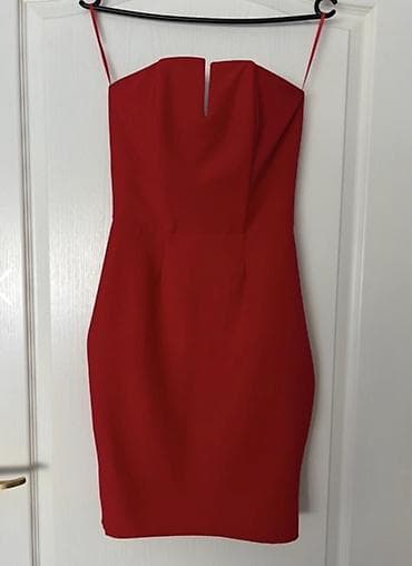Haljine: Diline crvena uska mini haljina bez bretela, veličina S, po meni više — 2