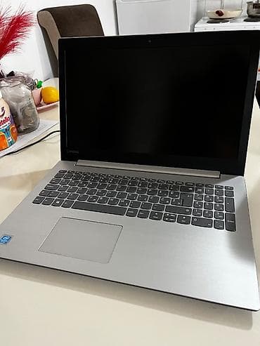 lenovo ideapad 330: Intel Core i5, 4 GB OZU, 15.6 " — 2