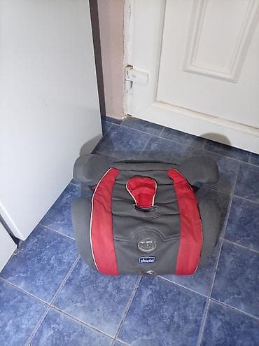 Dečija odeća: Chicco auto buster sedište za decu - Brend: Chicco - Tip: buster — 1