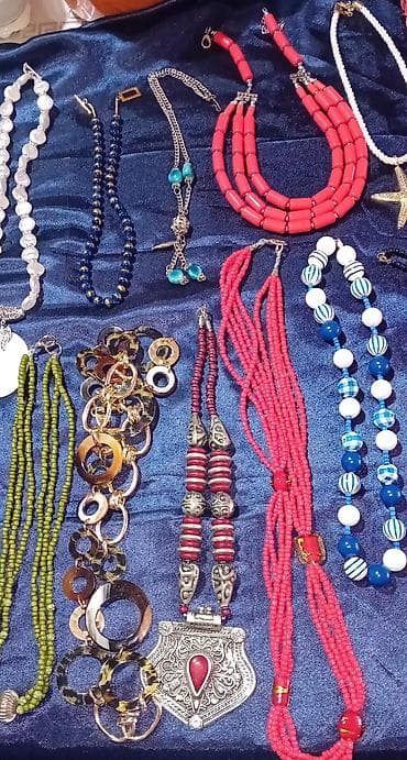 torbice nike: Ručno rađene ogrlice – razni modeli - Set od zlatno‑braon perli — 10