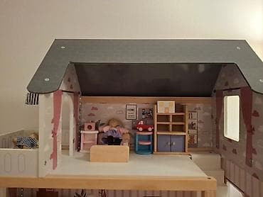 vans patike za decu: Drvena kućica za lutke – višespratna, kompletno opremljena - — 2