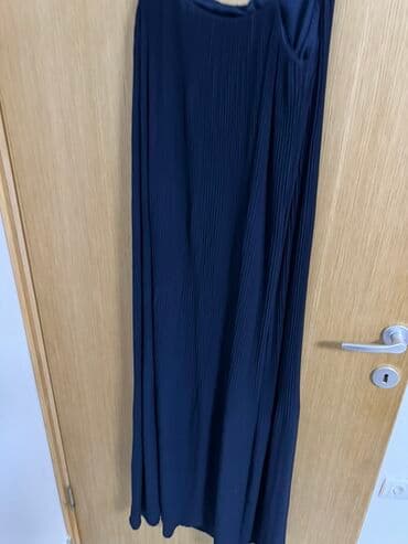 M, L, Midi, bоја - Tamnoplava na lalafo.rs M, L, Midi, bоја - Tamnoplava