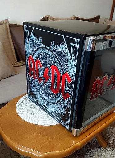 Frižideri: Mini frižider AC/DC Mini frižider AC/DC (AC DC) donešen iz Nemačke — 5