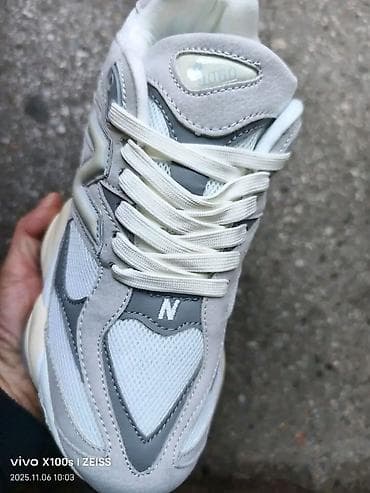 New balance
A KLASA
Cena 4000din
Brojevi od 36 do 46 — 5