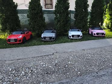patike baletanke: Dečiji električni auto u stilu Audi RS8, atraktivnog sportskog dizajna — 8